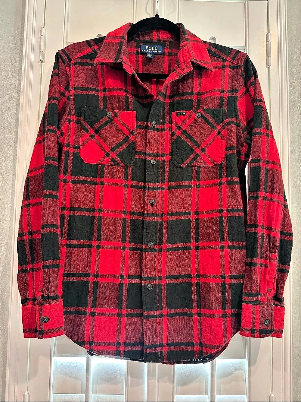 Polo Ralph Lauren Boys Large Plaid Flannel Button Down Shirt in Red & Black